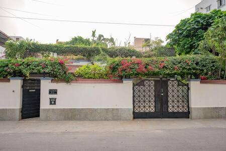 העיר בנגלור Eden Garden Villa By Jadecaps Nr Mg Road Garden מראה חיצוני תמונה