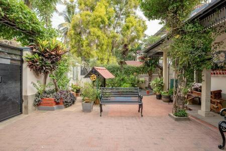 העיר בנגלור Eden Garden Villa By Jadecaps Nr Mg Road Garden מראה חיצוני תמונה